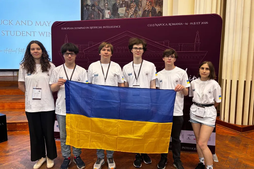 Зліва направо: Меліса Галіба, Роман Мєламуд, Владислав Дахно, Ростислав Ябченко, Андрій Татарінов, Таміла Краштан